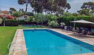 Location saisonnière Villa Antibes