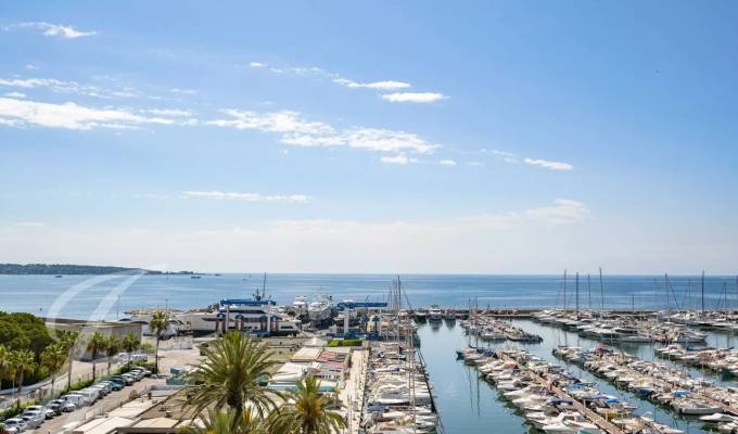 Vente Villa sur toit Golfe-Juan